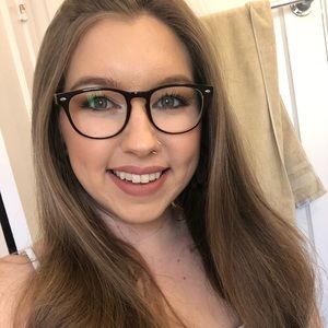 Meet your Posher, Destiny